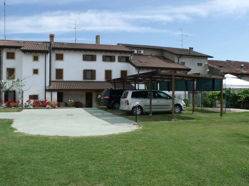 Agriturismo Al Tralcio Valeggio sul Mincio Exterior foto